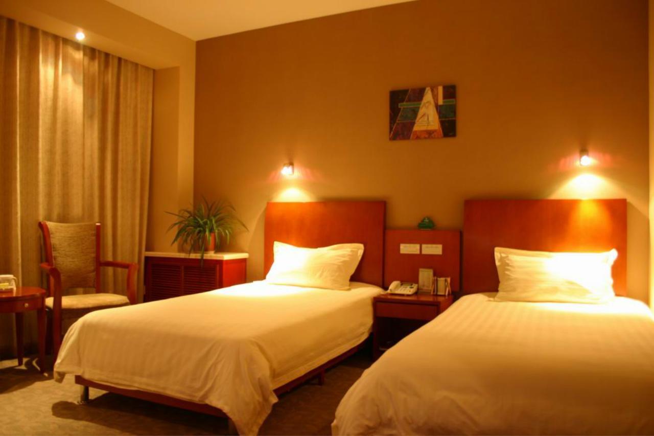 Greentree Inn Beijing Daxing Huangcun Qingyuan Road Metro Station Express Hotel מראה חיצוני תמונה